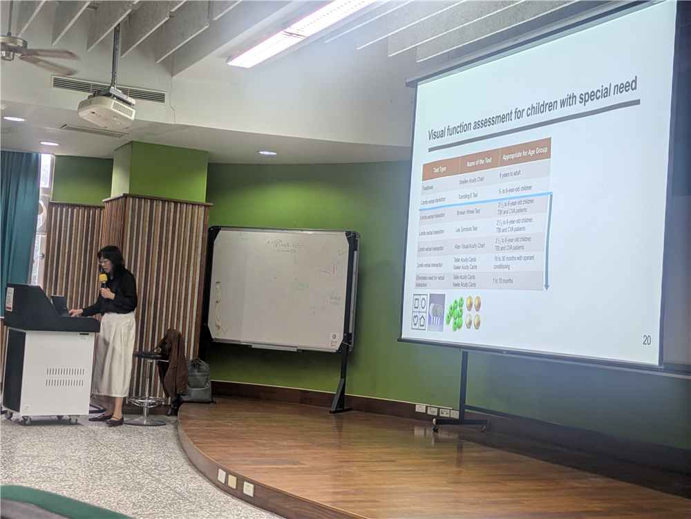 (114/11/21) 蔡麗婷教授​演講照片代表圖